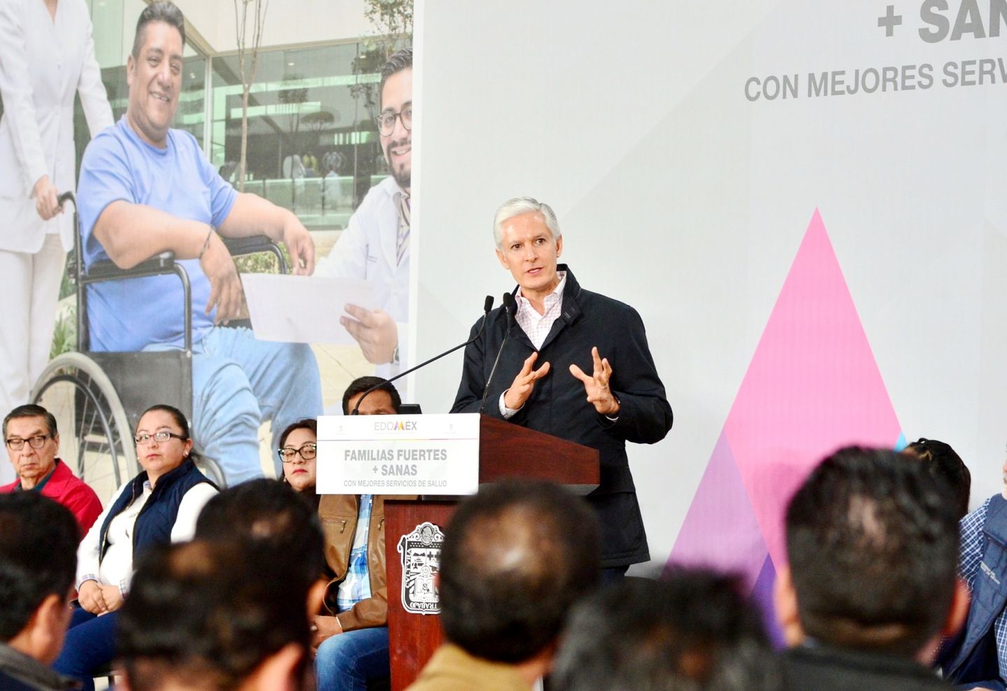 Alfredo del Mazo anuncia la rehabilitación de mil 200 Centros de Salud