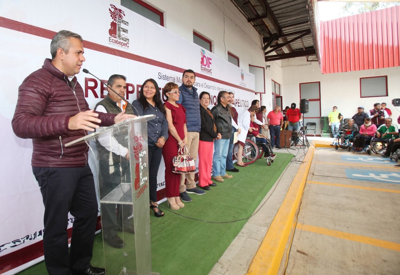 Después de 7 años Ecatepec rescata tanque de hidroterapia y unidad de rehabilitación 