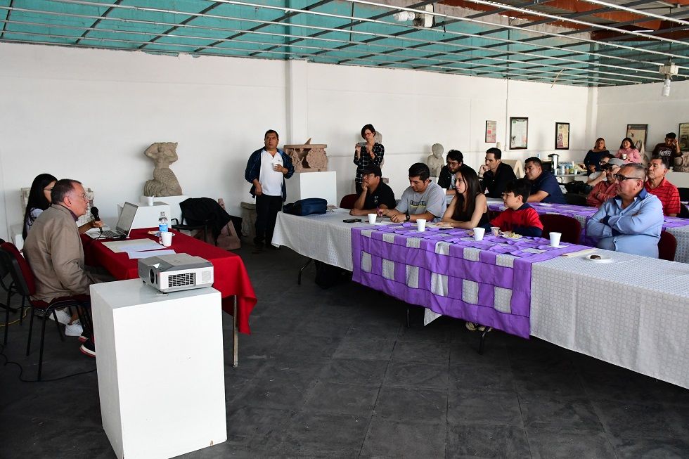 En Chimalhuacán Impartimos clase magistral de arte contemporáneo