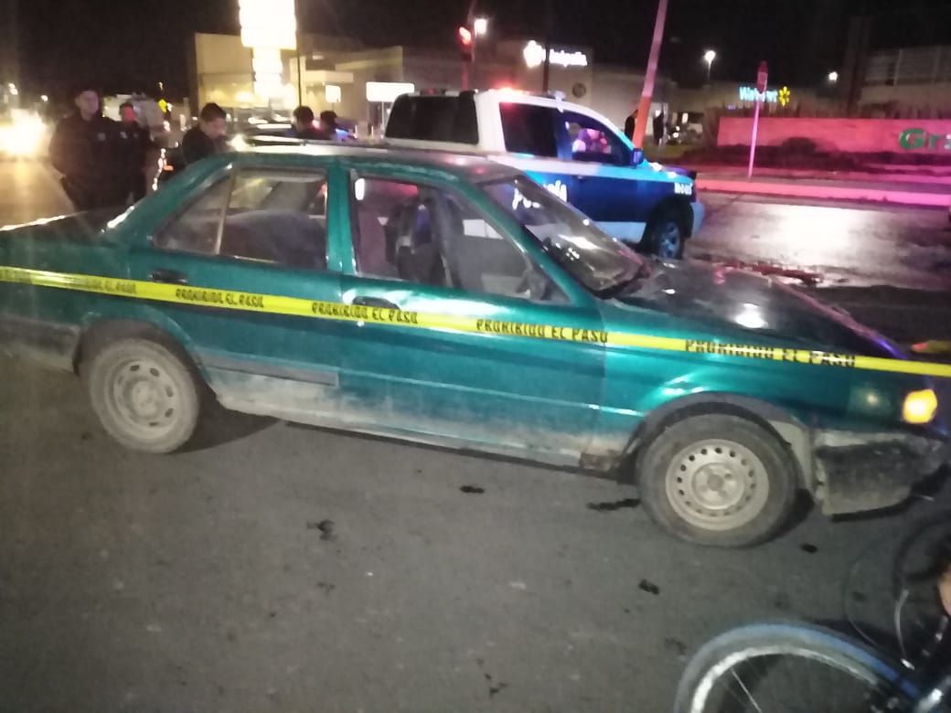 Accidente en Texcoco frente a Gran Patio un menor en estado grave