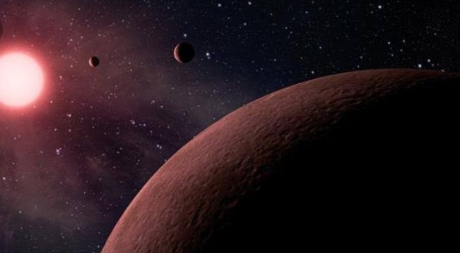Descubren nuevo sistema solar con tres planetas