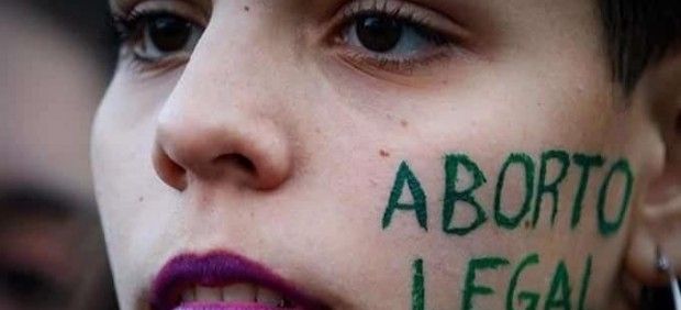 Piden amnistía para mujeres acusadas de aborto