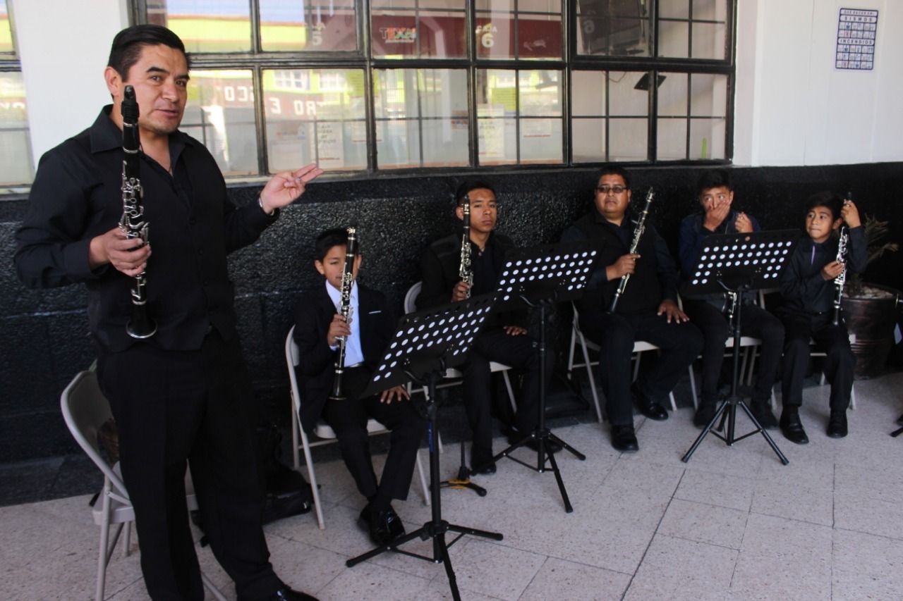 Celebrar el Día Internacional del Clarinetista con concierto en el corredor del Palacio Municipal de Texcoco