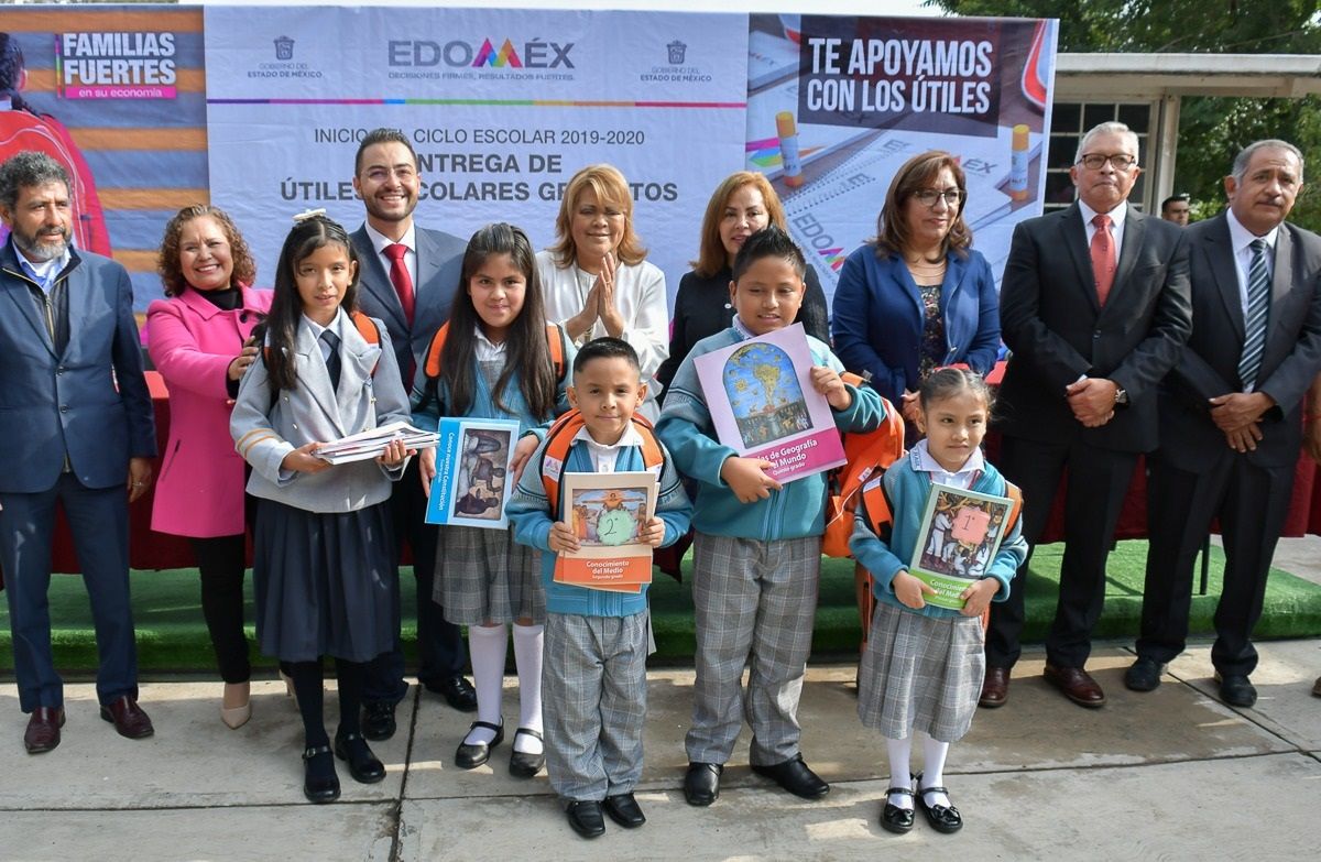 
Mas de 64 mil alumnos del nivel   básico iniciaron ciclo escolar 2019-2020  en  Atizapán