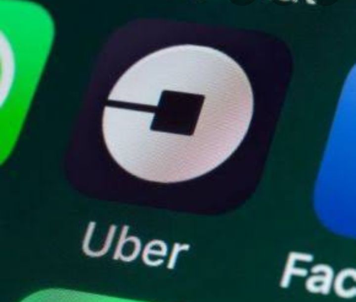 Menor de 16 años intenta secuestrar a conductor de Uber