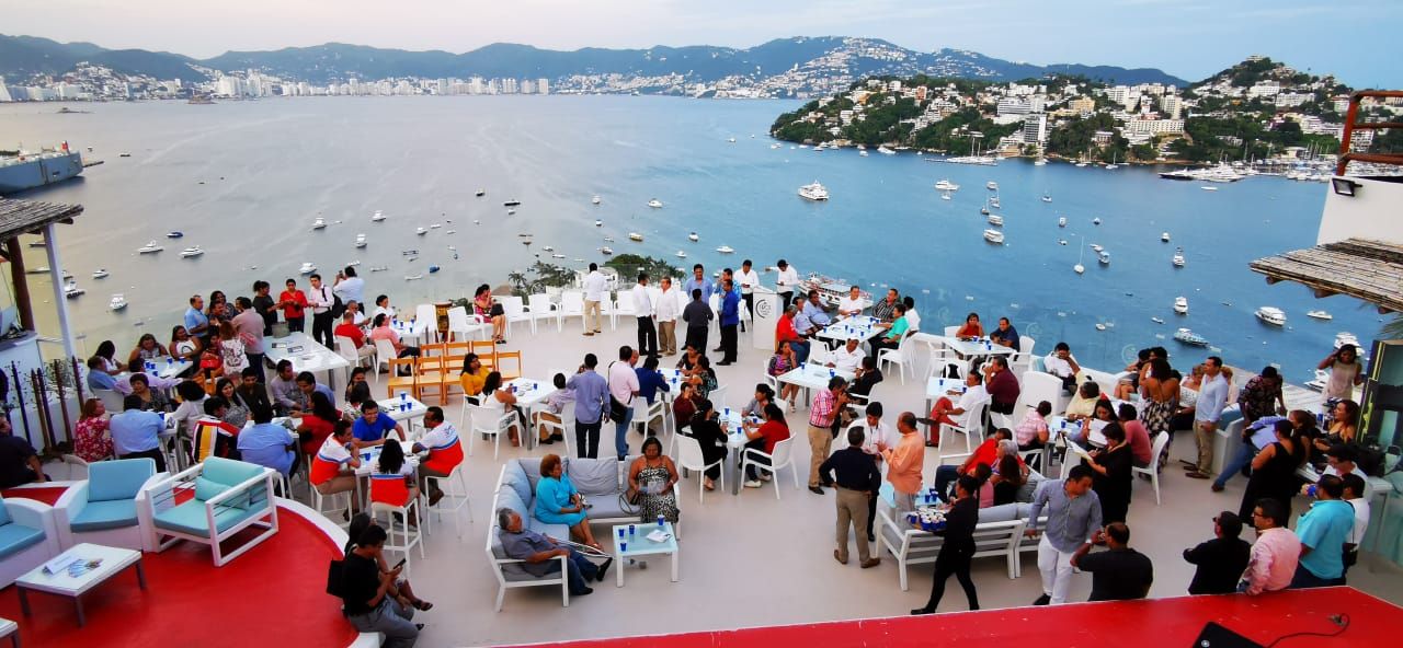 Acuden más de 200 empresarios a coctel enfocado a turisteros del Acapulco Tradicional 