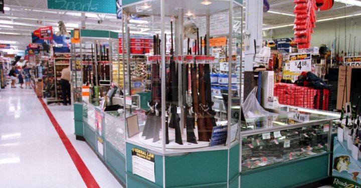 Walmart dejará de vender armas y municiones