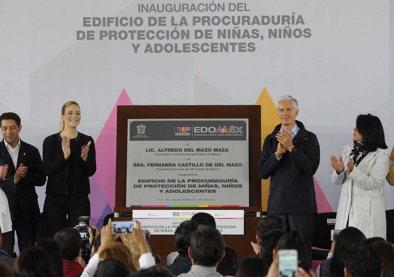 Entregan Alfredo Del Mazo y su esposa Fernanda Castillo  nuevo edificio  de la Procuraduría  de Protección de Niñas, Niños y Adolescentes 