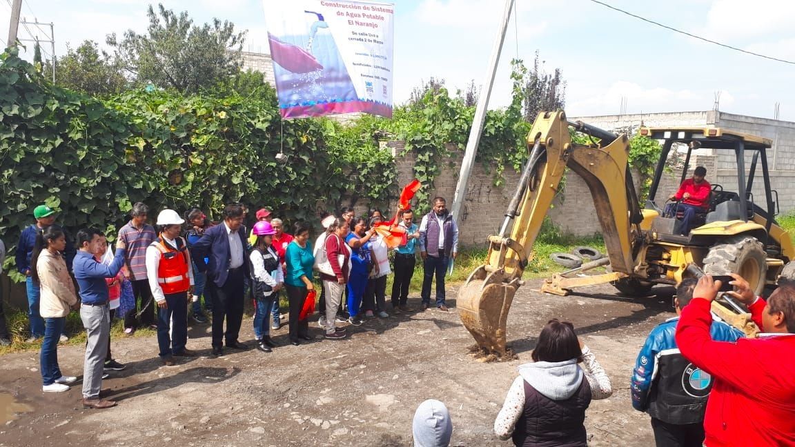 Antorchistas dan banderazo de inicio de obra de red de agua potable y drenaje en Chalco