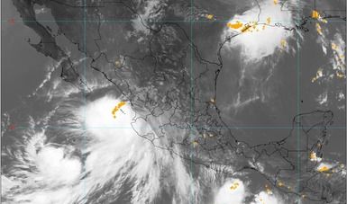 La tormenta tropical Lorena se dirige a Baja California, se localizó a 100 (km) al noroeste de Cabo Corrientes