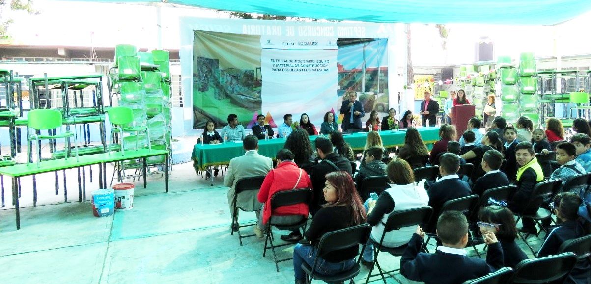 El GEM beneficia a más de 5 mil estudiantes con entrega de equipamiento a escuelas federalizadas de Ecatepec