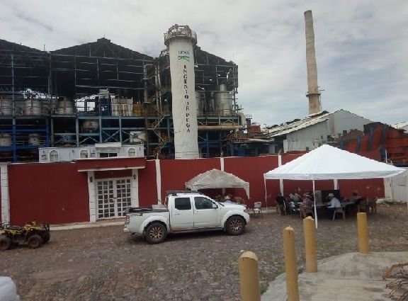 Productores de caña mantienen tomadas instalaciones del Ingenio de Puga
