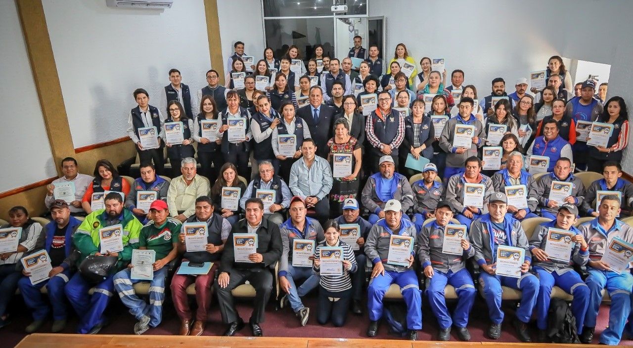 Reciben capacitación 113 servidores públicos municipales de Mineral de la Reforma