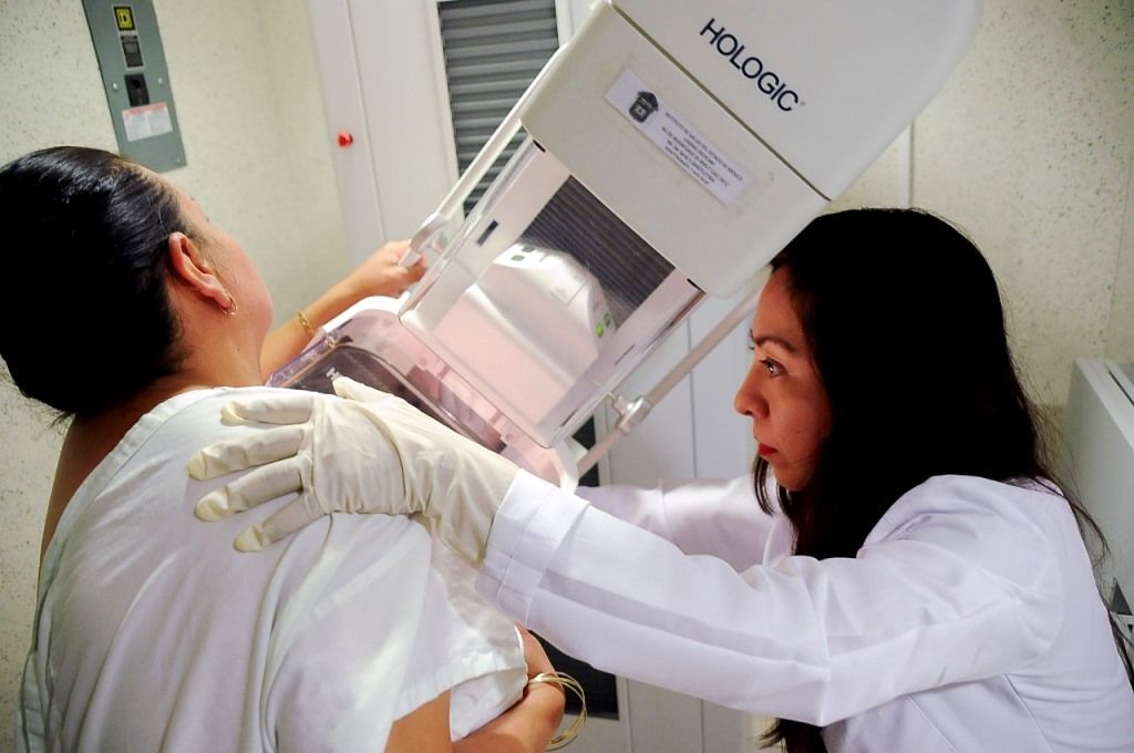 El ISEM beneficia a más de 300 mil mujeres con detecciones de cáncer de mama en el último año