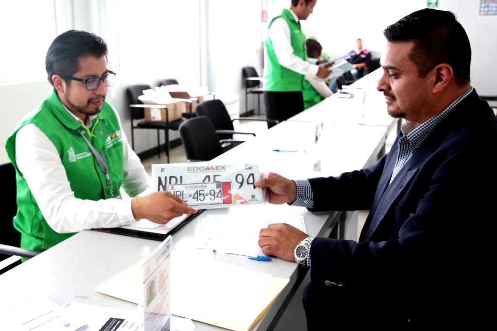El GEM inaugura módulo de atención exprés para entrega de placas en Toluca