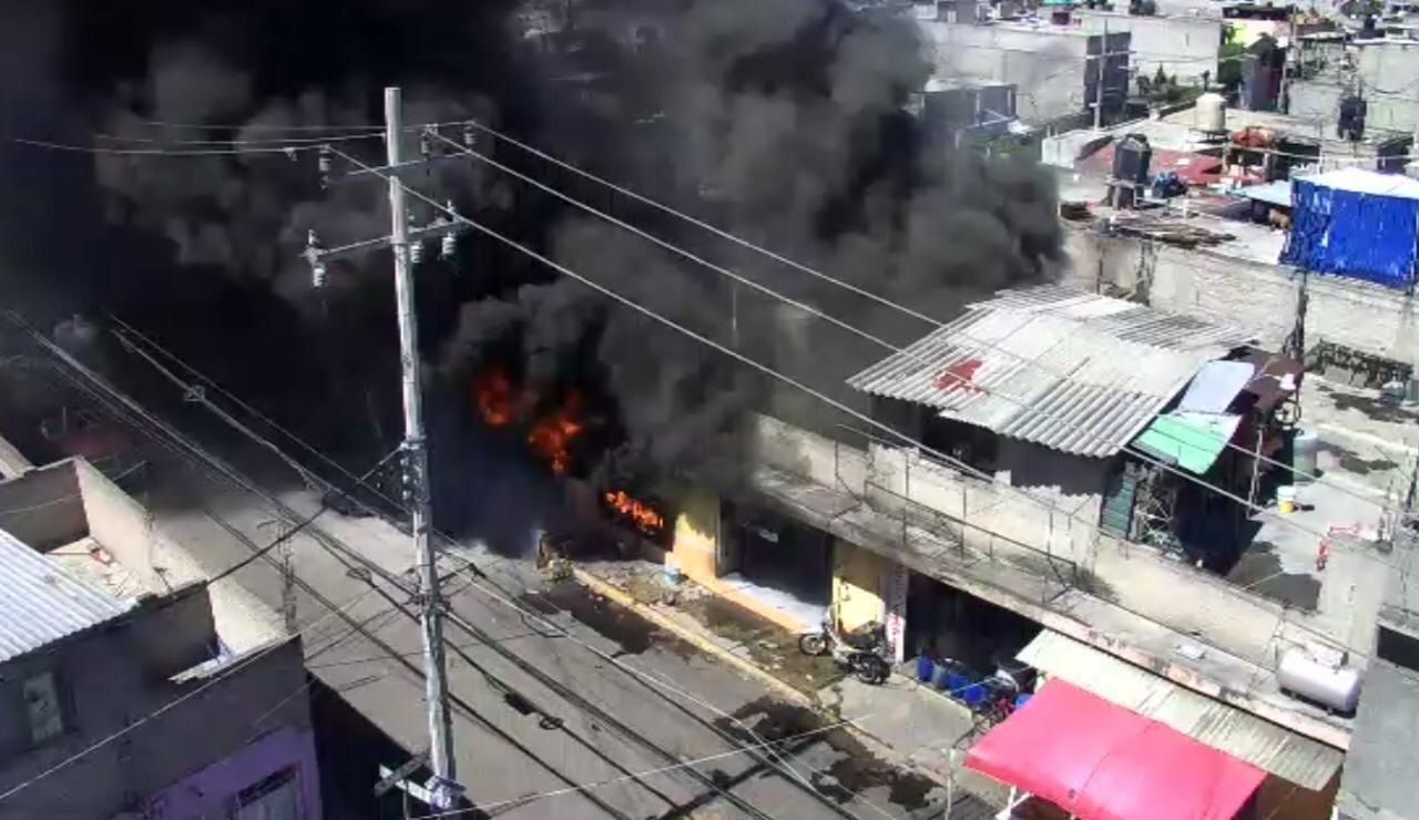 Muere mujer en incendio en Ecatepec 
