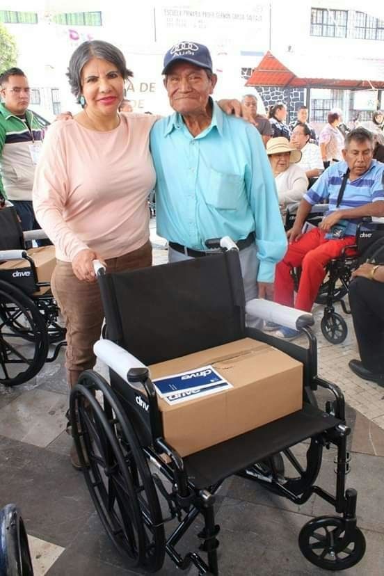 El gobierno de Los Reyes La Paz ayuda a grupos vulnerables: Olga Medina Serrano