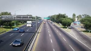 España y Singapur comprarán 5 autopistas en México por 1655 mdd
