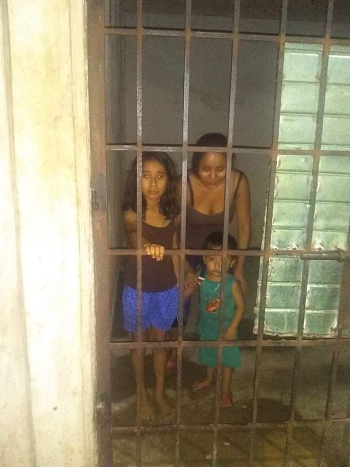 Sindico municipal de San Juan Mazatlán Oaxaca, encarcela a madre de familia con sus dos hijas 