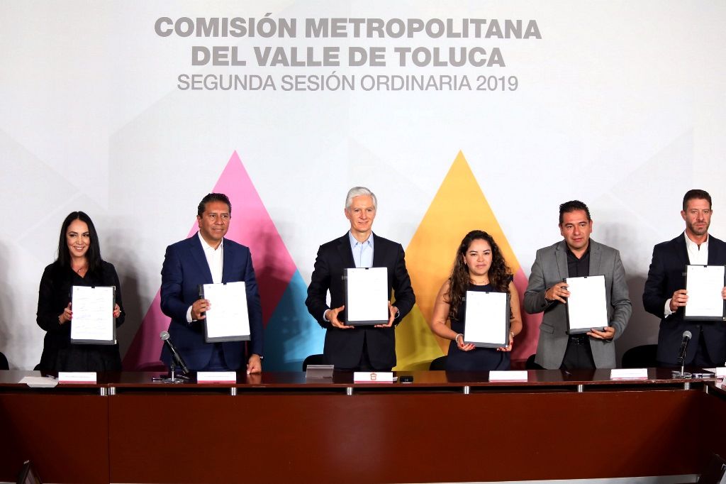 El GEM y municipios Firman convenio de influencia del Tren Interurbano México-Toluca: Alfredo del Mazo