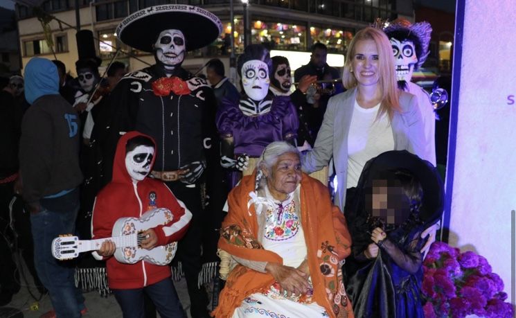 Con un concurso de ofrendas Huixquilucan celebra a los muertos 