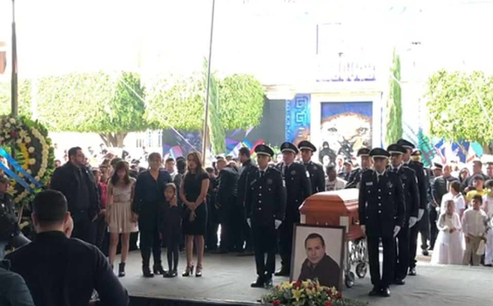 Rinden homenaje a alcalde de Valle de Chalco asesinado
