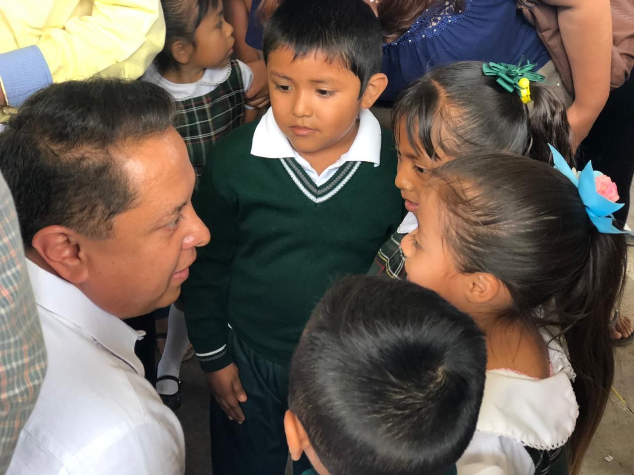 Arranca Pablo Amílcar Sandoval la ’Escuela es Nuestra’ en Zumpango 