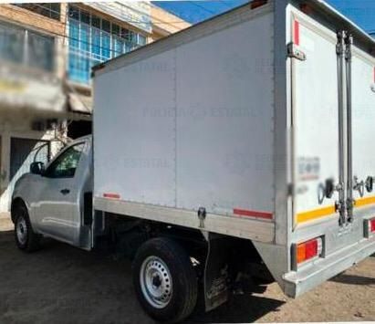 Recuperan camioneta con reporte de robo en Cuautitlán Izcalli