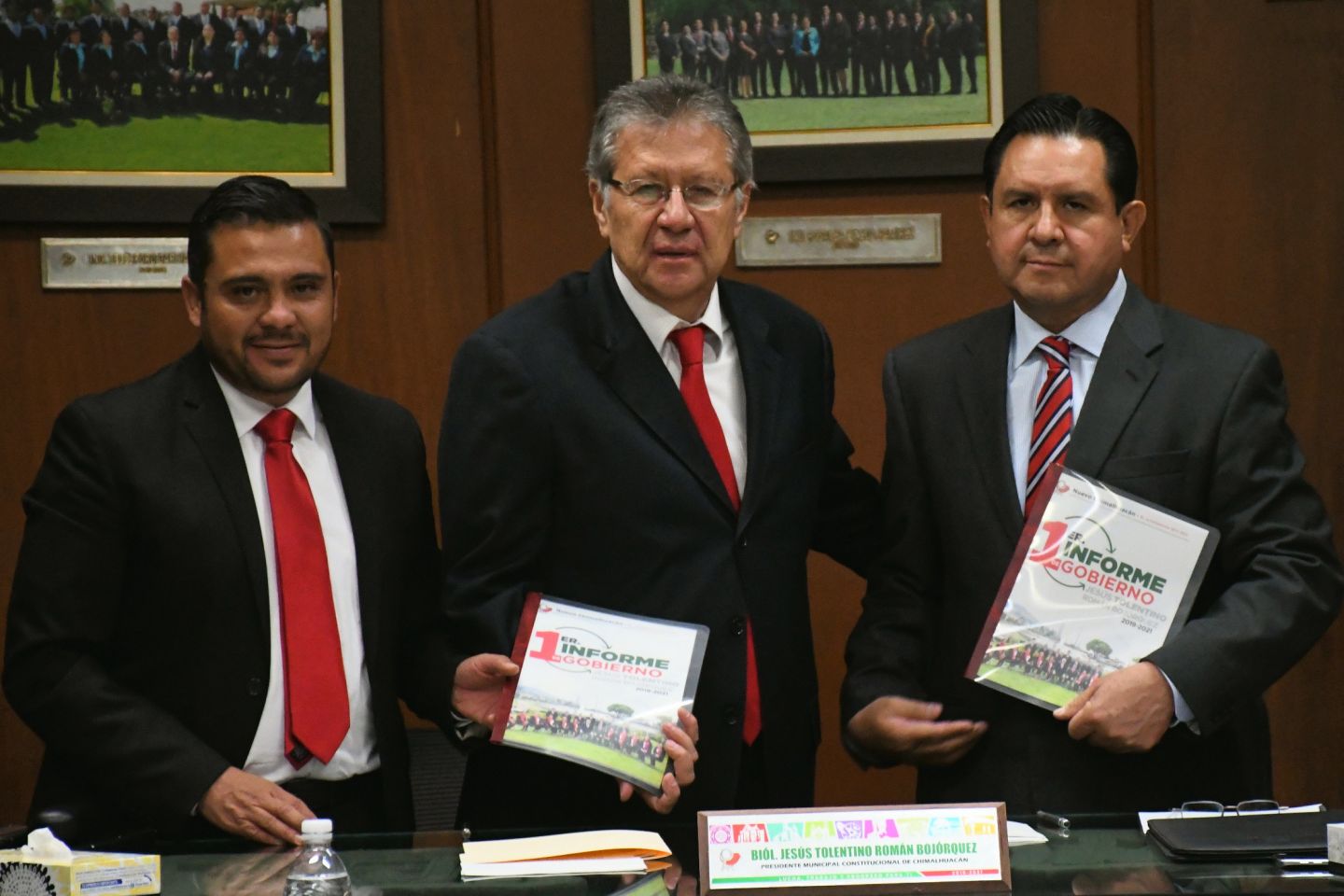 Alcalde de Chimalhuacán presenta ante cabildo primer informe de gobierno

 