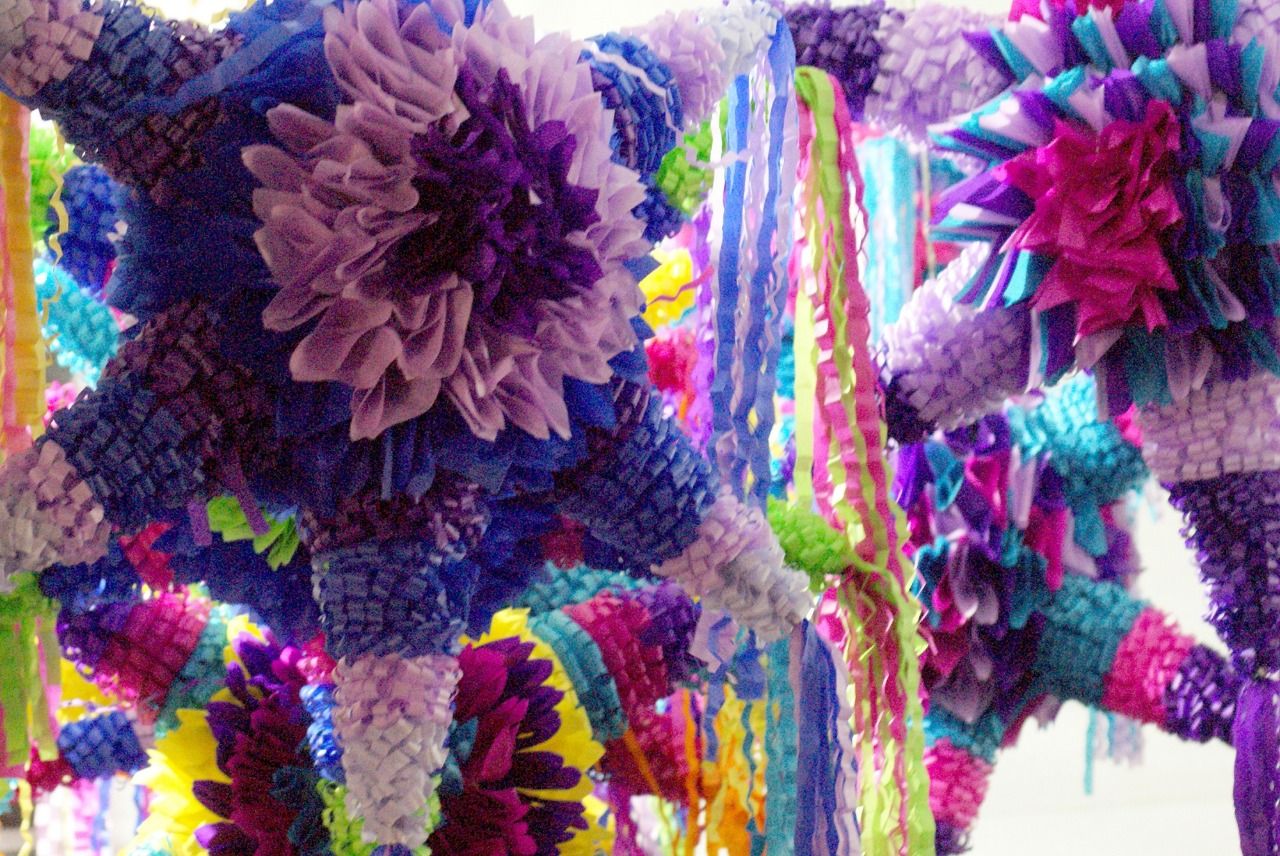 Acolman punto obligado  para entender origen y tradiciones de  las piñatas 