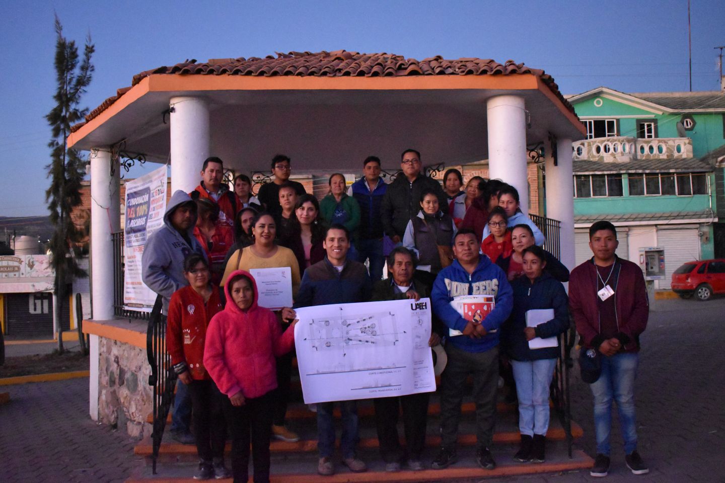 Servicio Social de la UAEH beneficia a habitantes de Azoyatla