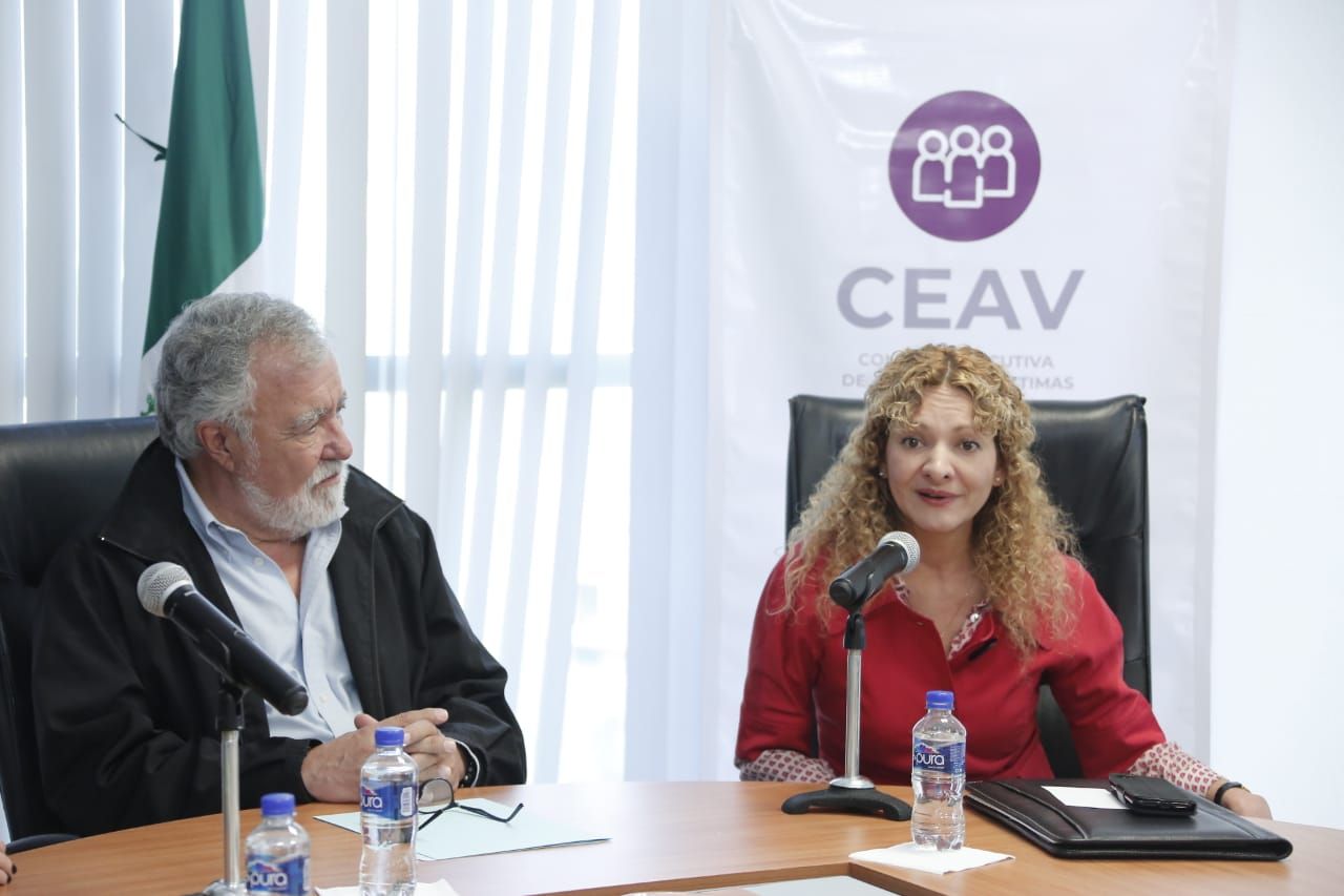 Subsecretario Alejandro Encinas toma protesta a nueva titular de la CEAV, Mara Gómez Pérez