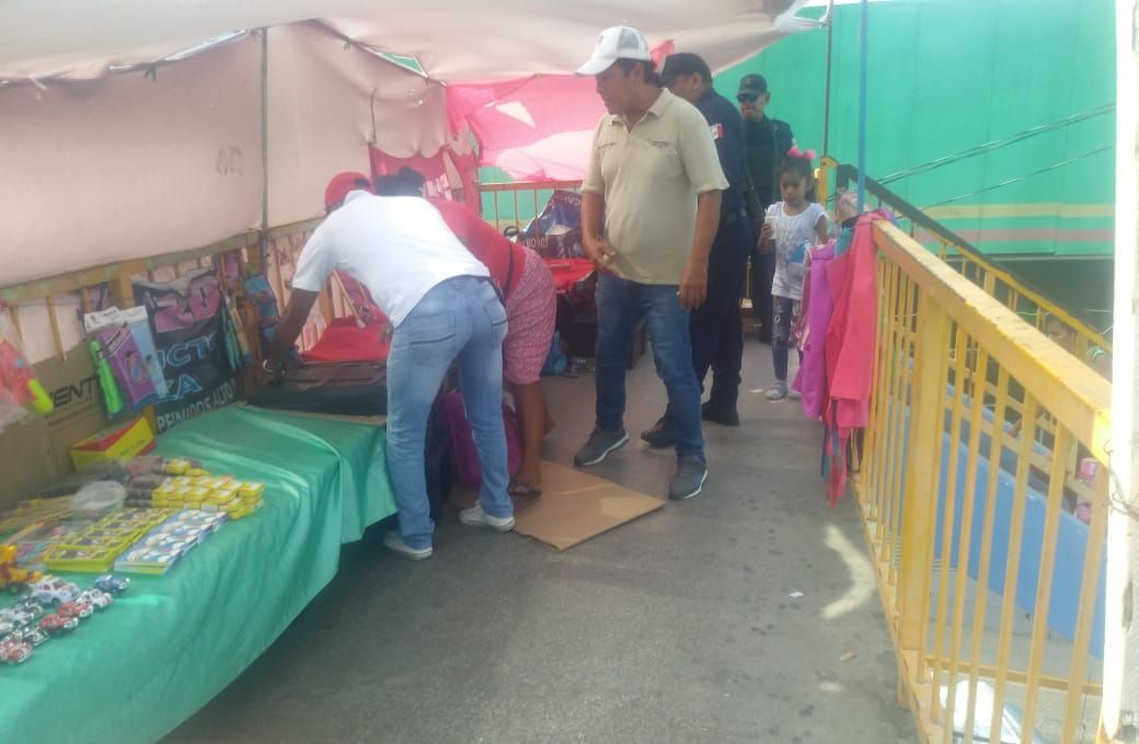 Retiran a vendedores ambulantes en el bulevar ’Vicente Guerrero’ 