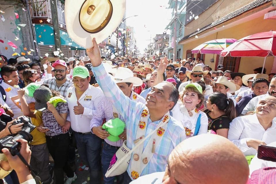 Miles disfrutaron del Paseo del Pendón en Chilpancingo 