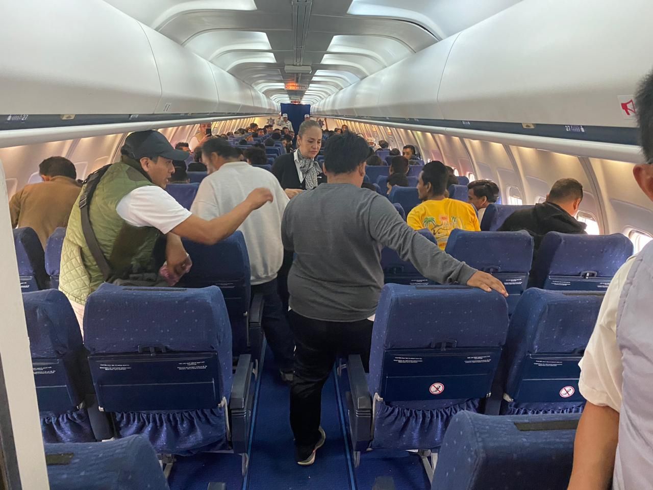 Retorna INM vía aérea a 110 personas originarias de Honduras con estricto apego al respeto a sus derechos humanos