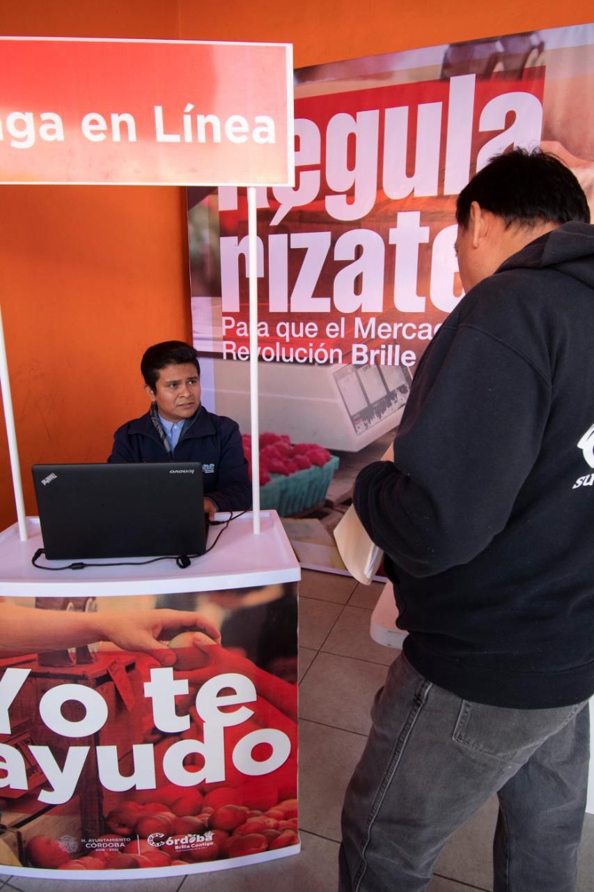 Ayuntamiento de Córdoba pone en marcha módulo de regularización para locatarios del Revolución