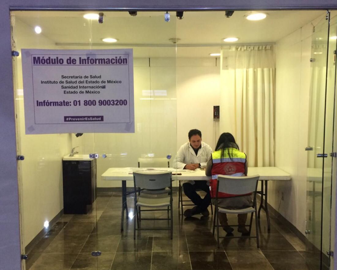 Secretaría de Salud instala módulo de información en Aeropuerto de Toluca sobre Coronavirus