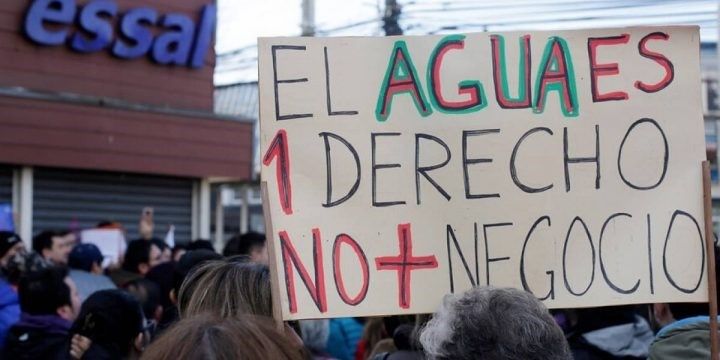 Piñera busca que Chile permanezca como la única nación del mundo con el agua privatizada (VIDEO)