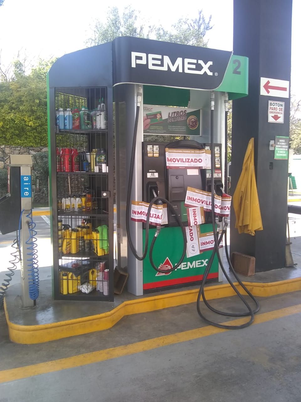 Clausuran gasolinera por no dar litros de a litro, interviene la Guardia Nacional