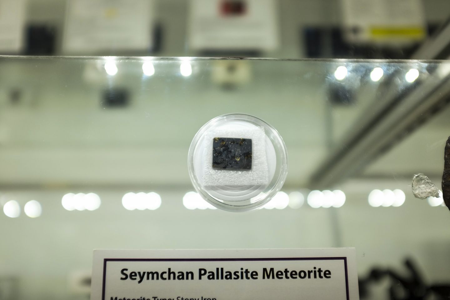 Planetario de Chimalhuacán alberga meteoritos y fragmentos de suelo marciano y lunar