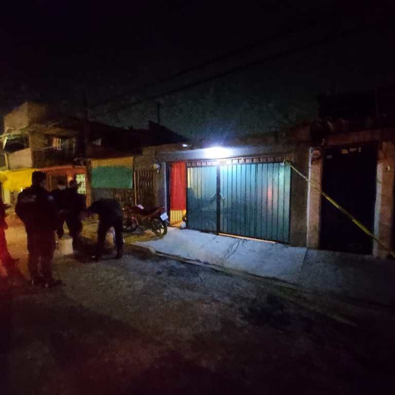 En Huehuetoca la policía local encuentra en un inmueble a 4 sujetos acribillados a tiros al parecer por delincuentes a la escuela dedicada a la droga
