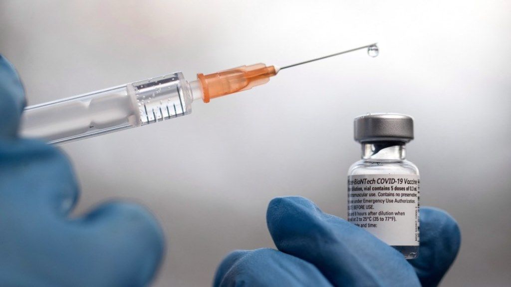 Anuncian aplicación de segunda dosis de vacuna contra COVID-19
