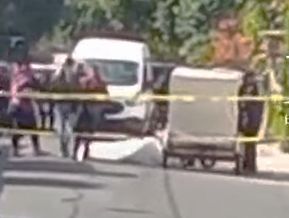 
Ejecutan de un balazo en la cabeza a mototaxista en Los Reyes la Paz, y dejan mensaje intimidatorio
