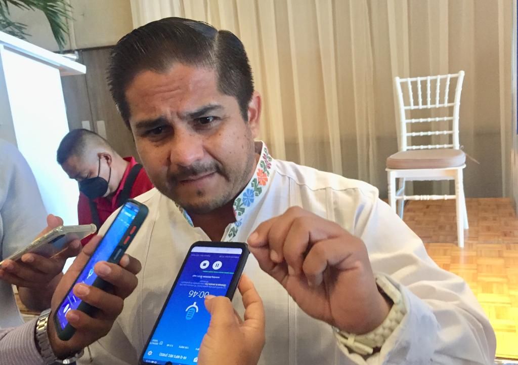 Reconciliar Ayotzinapa con la sociedad, plantea el diputado Jacko Badillo