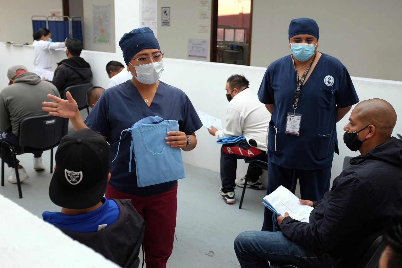 Gobierno de Chimalhuacán e ISEM realizan campaña de Vasectomías para promover Planificación Familiar