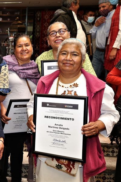 Reconoce GEM labor de Maestras y Maestros del Arte Popular Mexiquense.