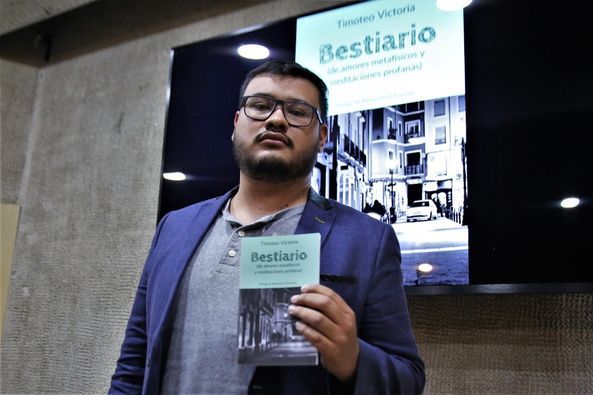 Timoteo Victoria comparte  su ’Bestiario de amores metafísicos y meditaciones Profanas’