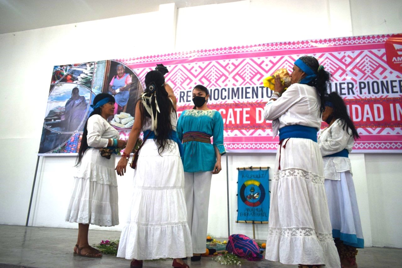 Amecameca Rinde Homenaje a las mujeres que conservan Raíces Indígenas