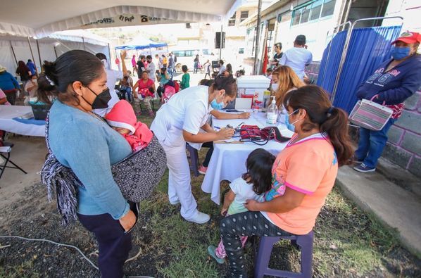 Realizan Jornada de Salud en Escalerillas, Chimalhuacán