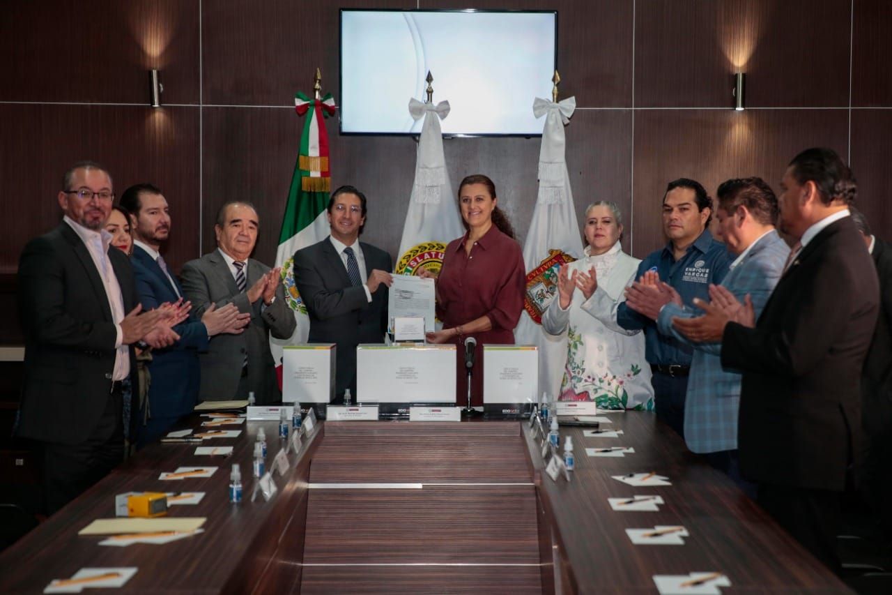 GEM entrega a Legislatura Local Cuenta Pública 2021